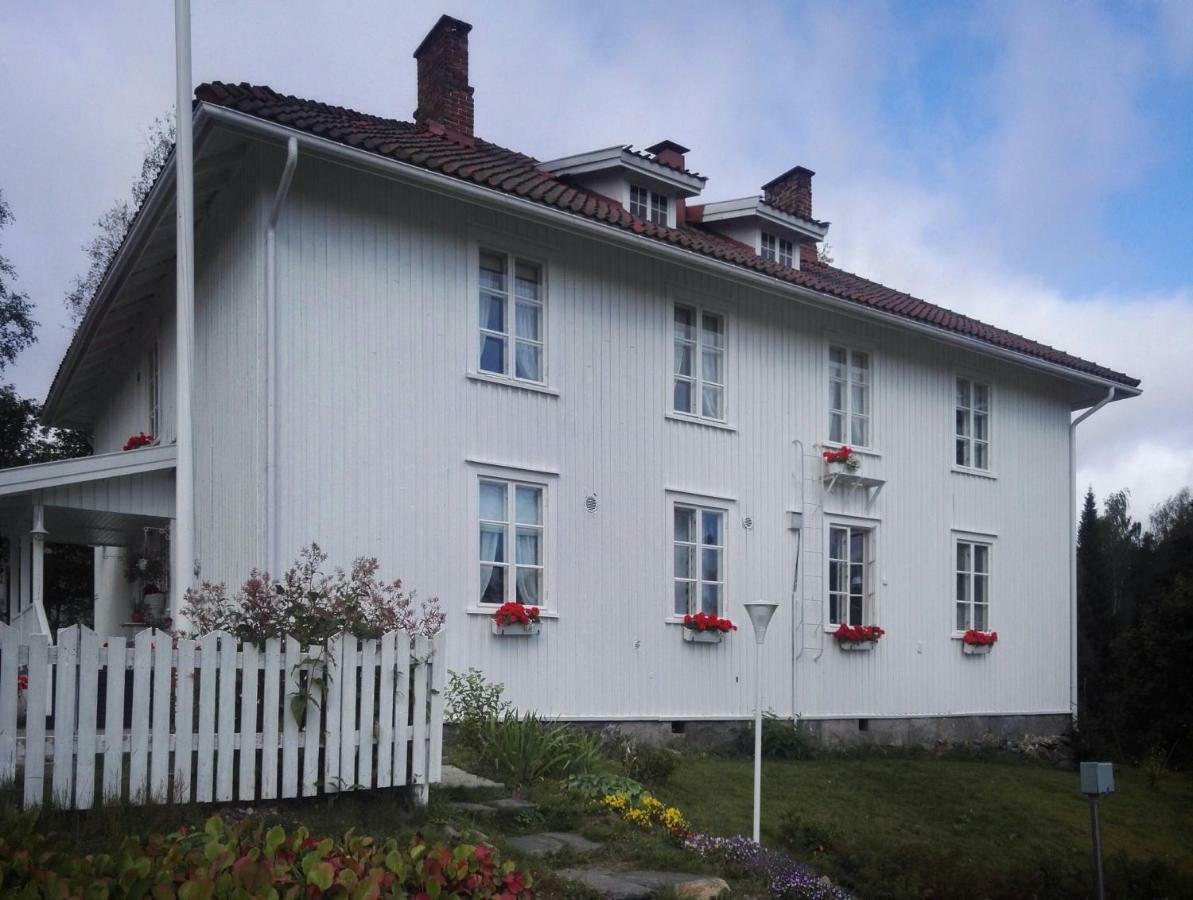 Kyykerin Kartano Bed and Breakfast Outokumpu Exteriör bild